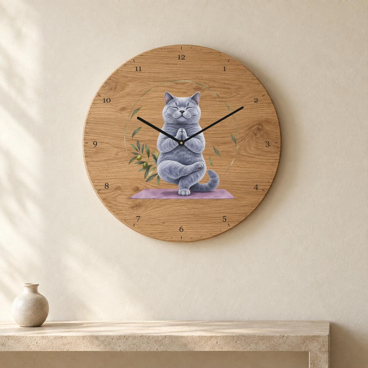 שעון עץ — חתול ביוגה — room — oak-clock-room-v1