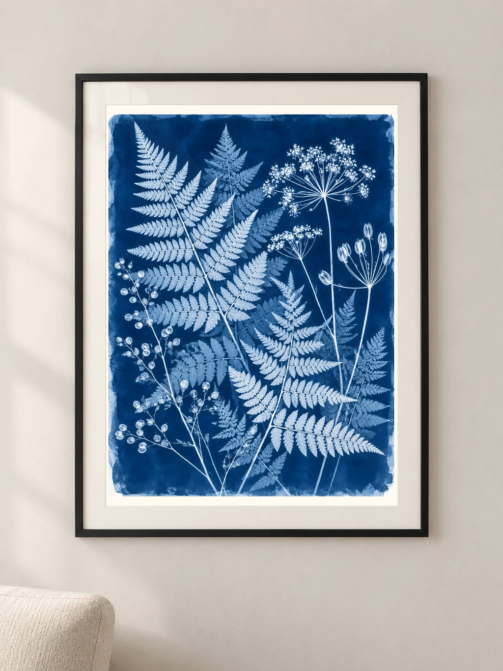 צל של שרך — פוסטר אמנות מקורי — framed — minimal-room-v3